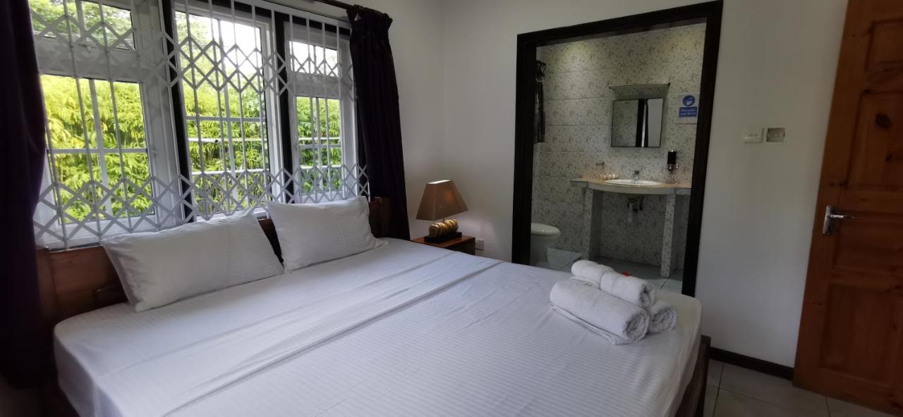 Chez Marva Grande Villa Corossol 3 A 12 Personnes La Digue Eksteriør bilde
